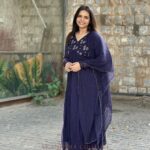 Navy blue Chanderi pleated top + dupatta